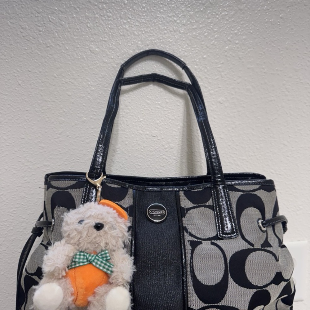 Coach Signature Stripe Medium Tote Black Grey Gunmetal Patent Leather Trim